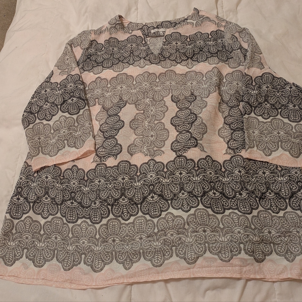 NWOT Pink-Gray-Black Print Tunic